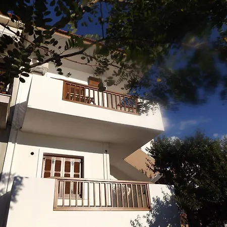 Stelios Apartamento *